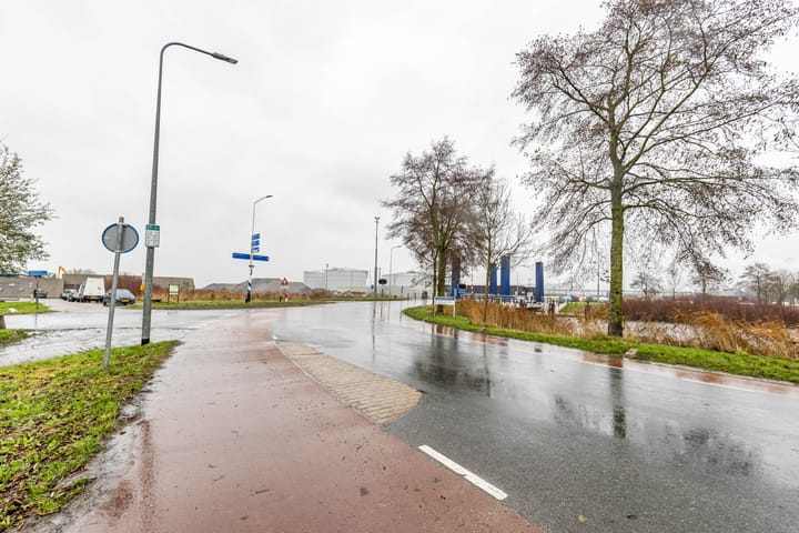 Photo 5 of Hoendiep 275