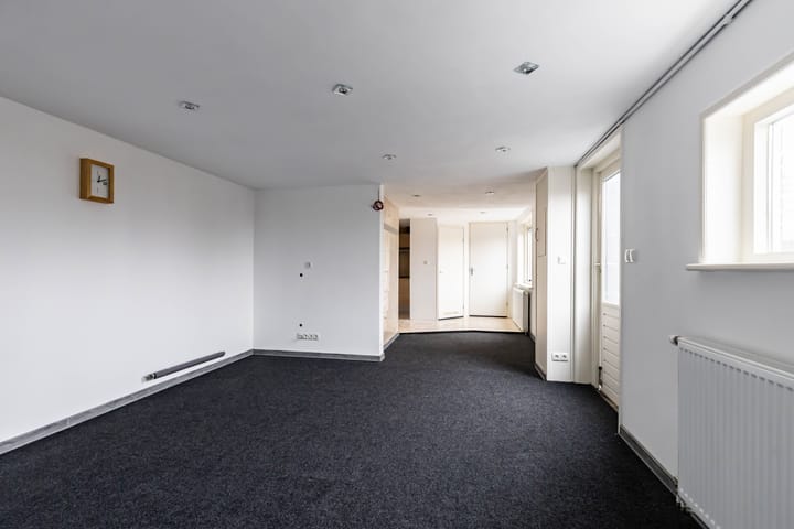 Photo 31 of Hoendiep 275