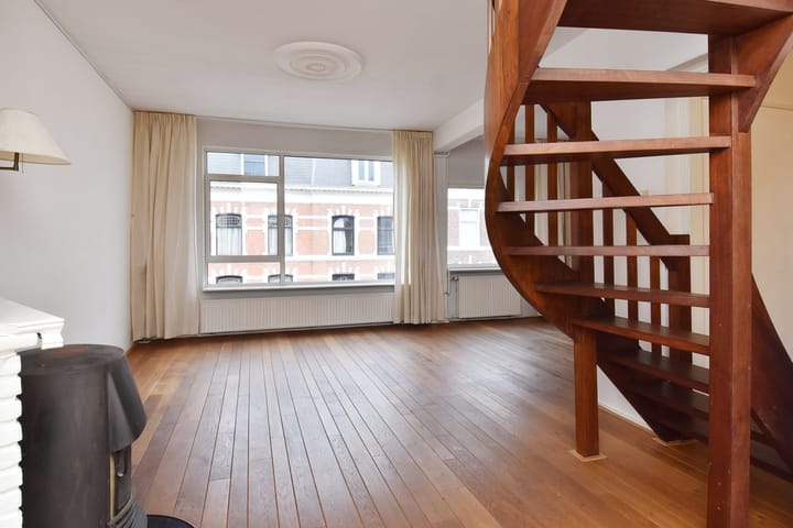 Foto 14 van De Carpentierstraat 15-A