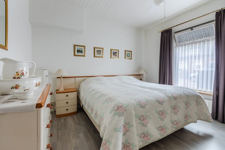 Photo 13 of Liefkeshoek 25-A