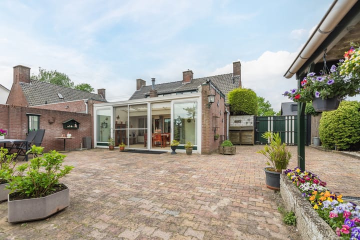 Photo 19 of Liefkeshoek 25-A