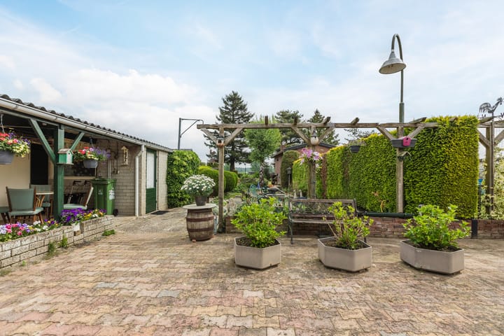 Photo 20 of Liefkeshoek 25-A