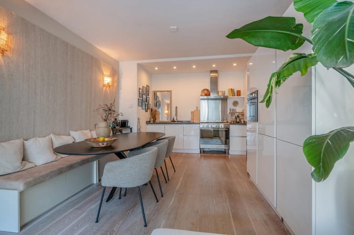 Photo 3 of Amalia van Solmsstraat 122