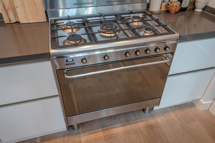 Photo 10 of Amalia van Solmsstraat 122