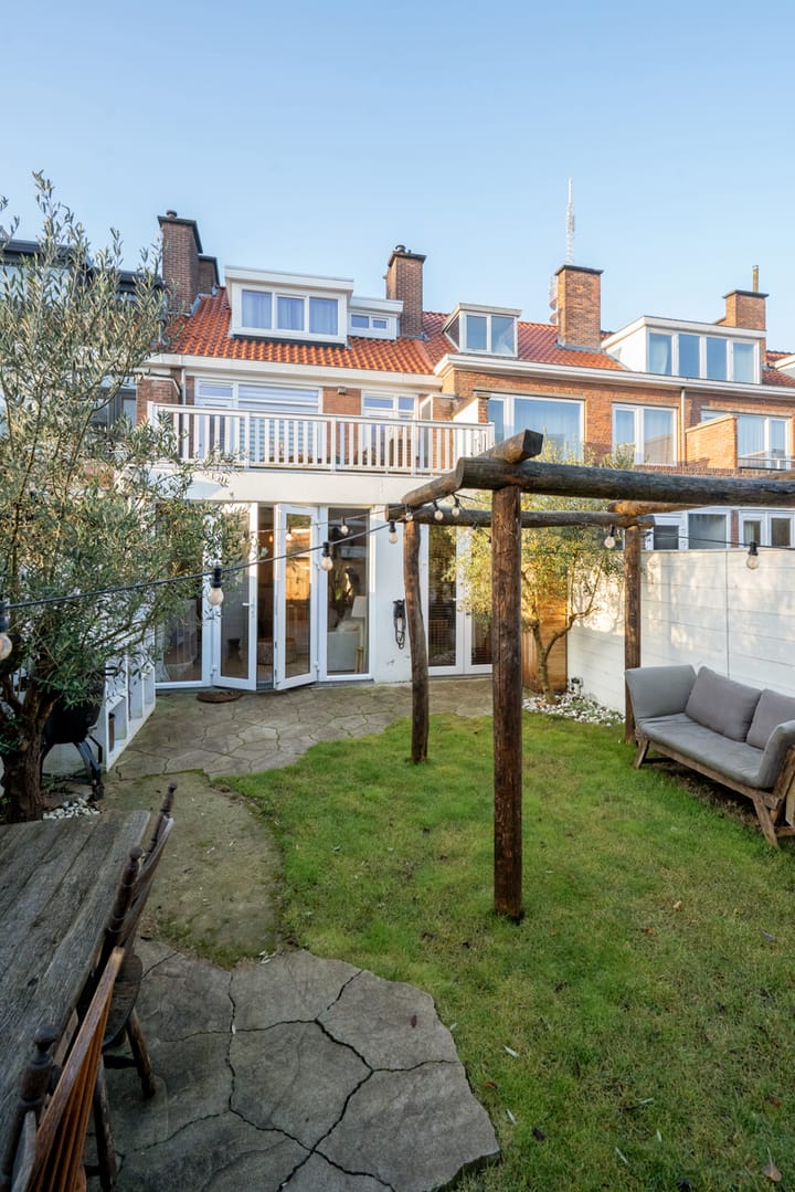 Photo 23 of Amalia van Solmsstraat 122