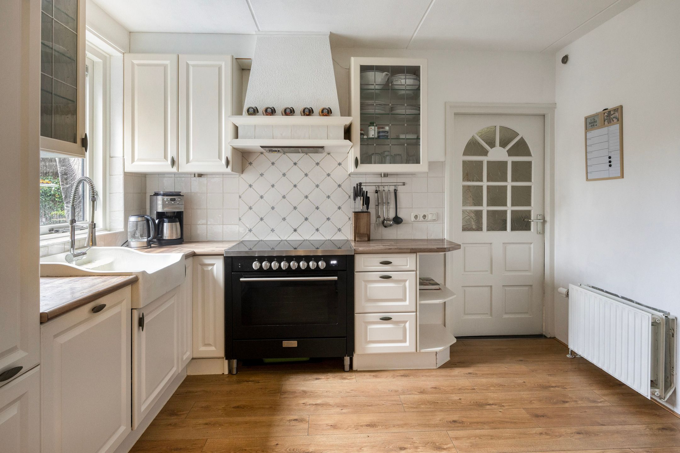 Foto 18 van Leeuwetand 1