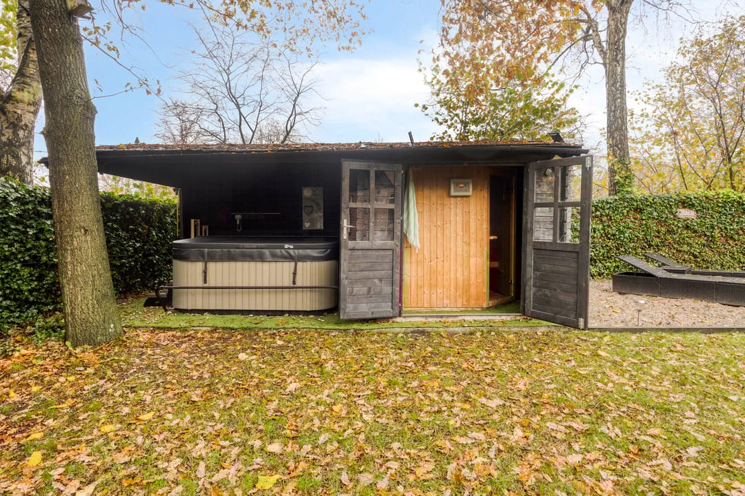 Foto 43 van Leeuwetand 1