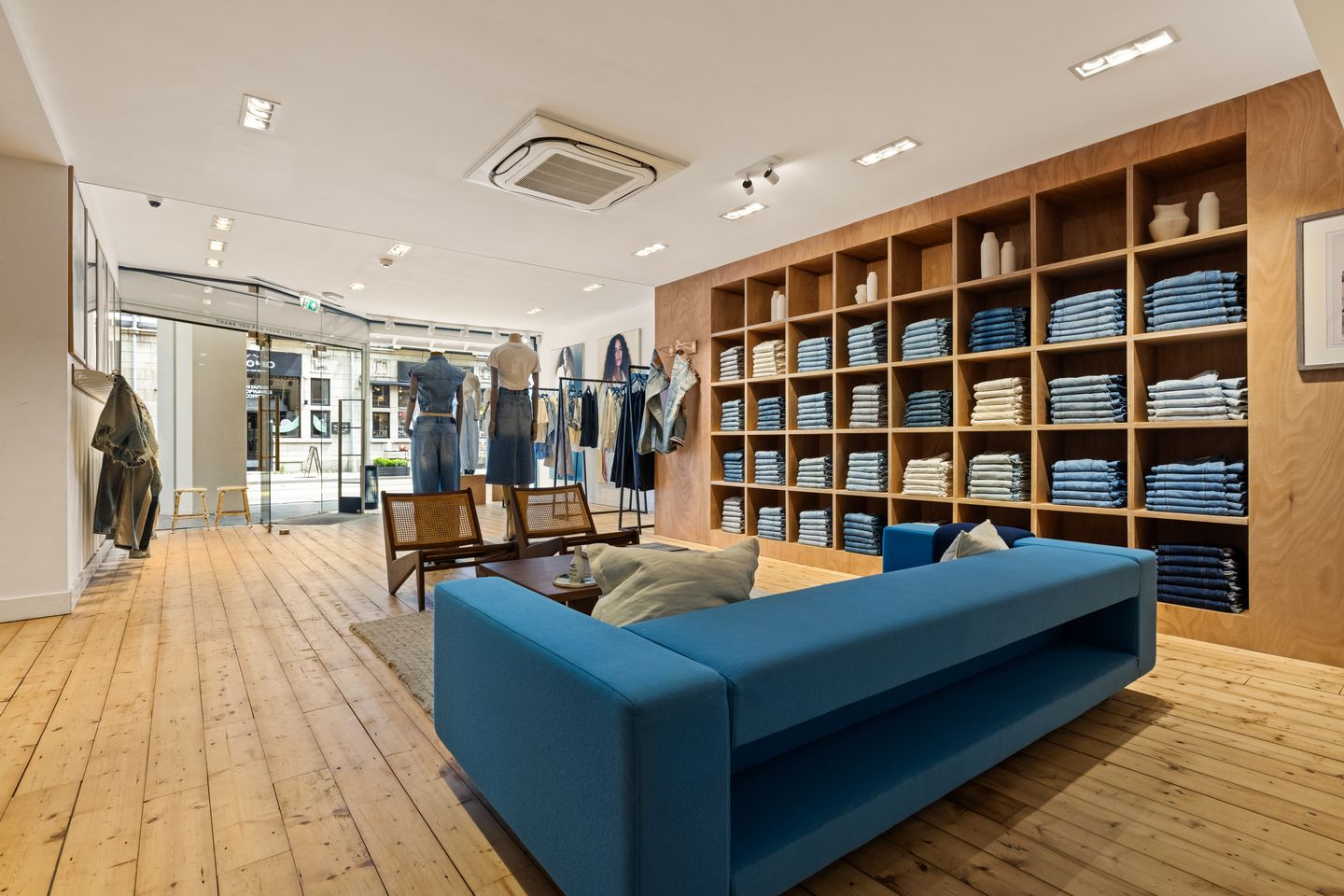 Bekijk foto 3 van Hobbemastraat 6-H