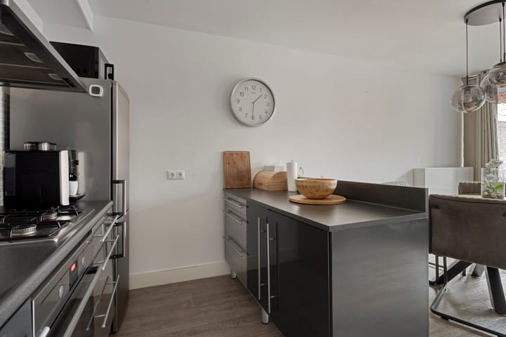 Photo 14 of Schuttenstraat 6-6