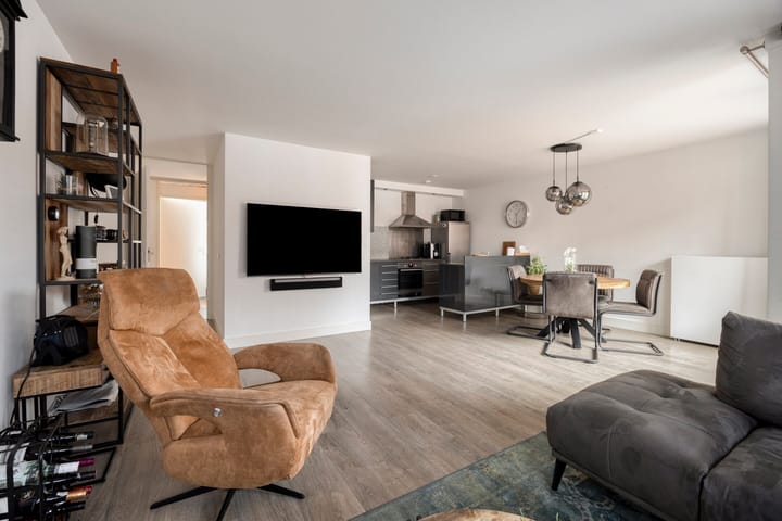 Photo 7 of Schuttenstraat 6-6