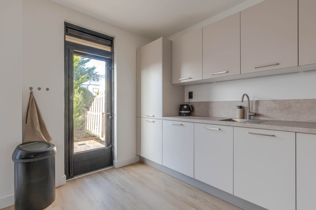 Foto 13 van Burghsluissingel 157