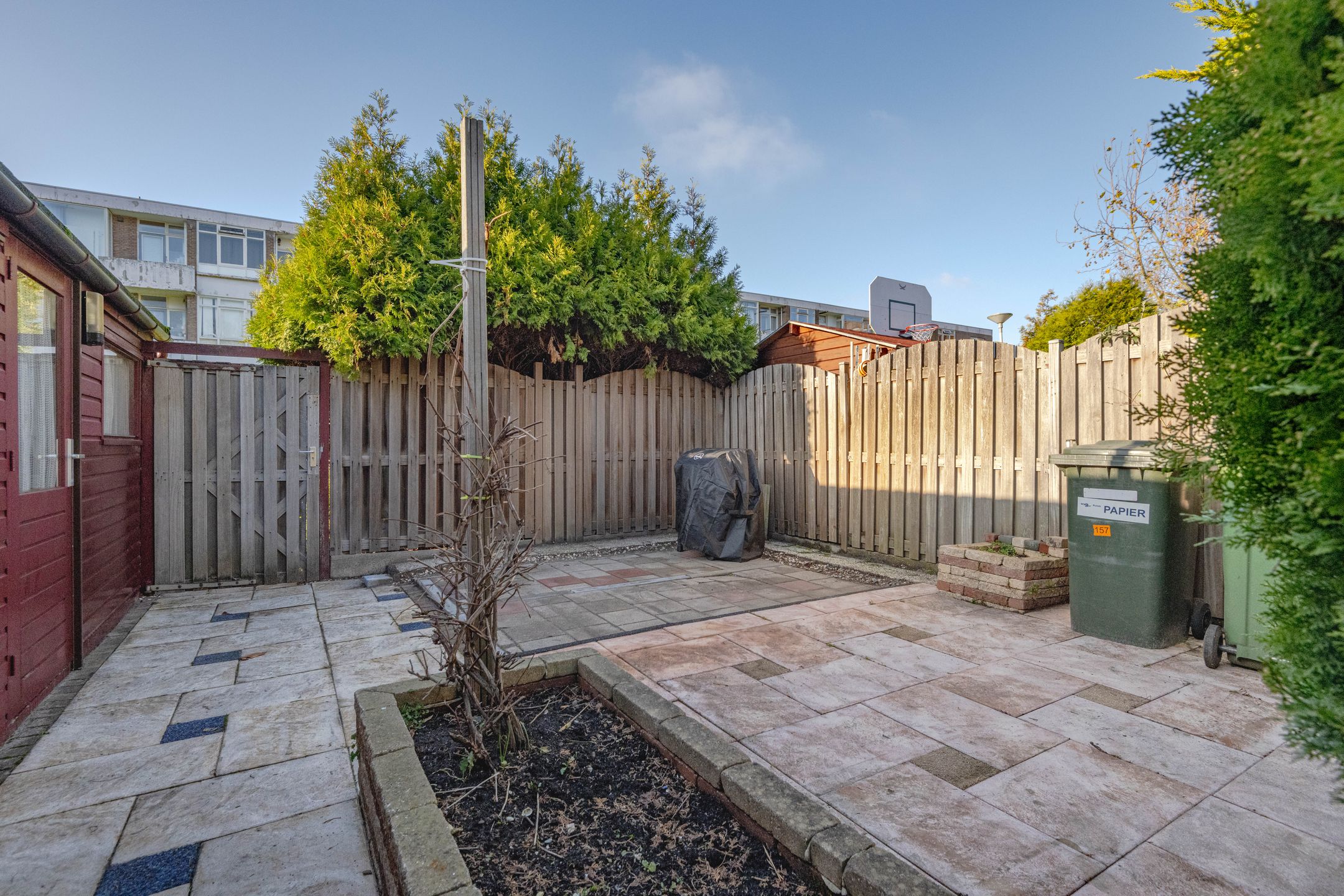 Foto 18 van Burghsluissingel 157