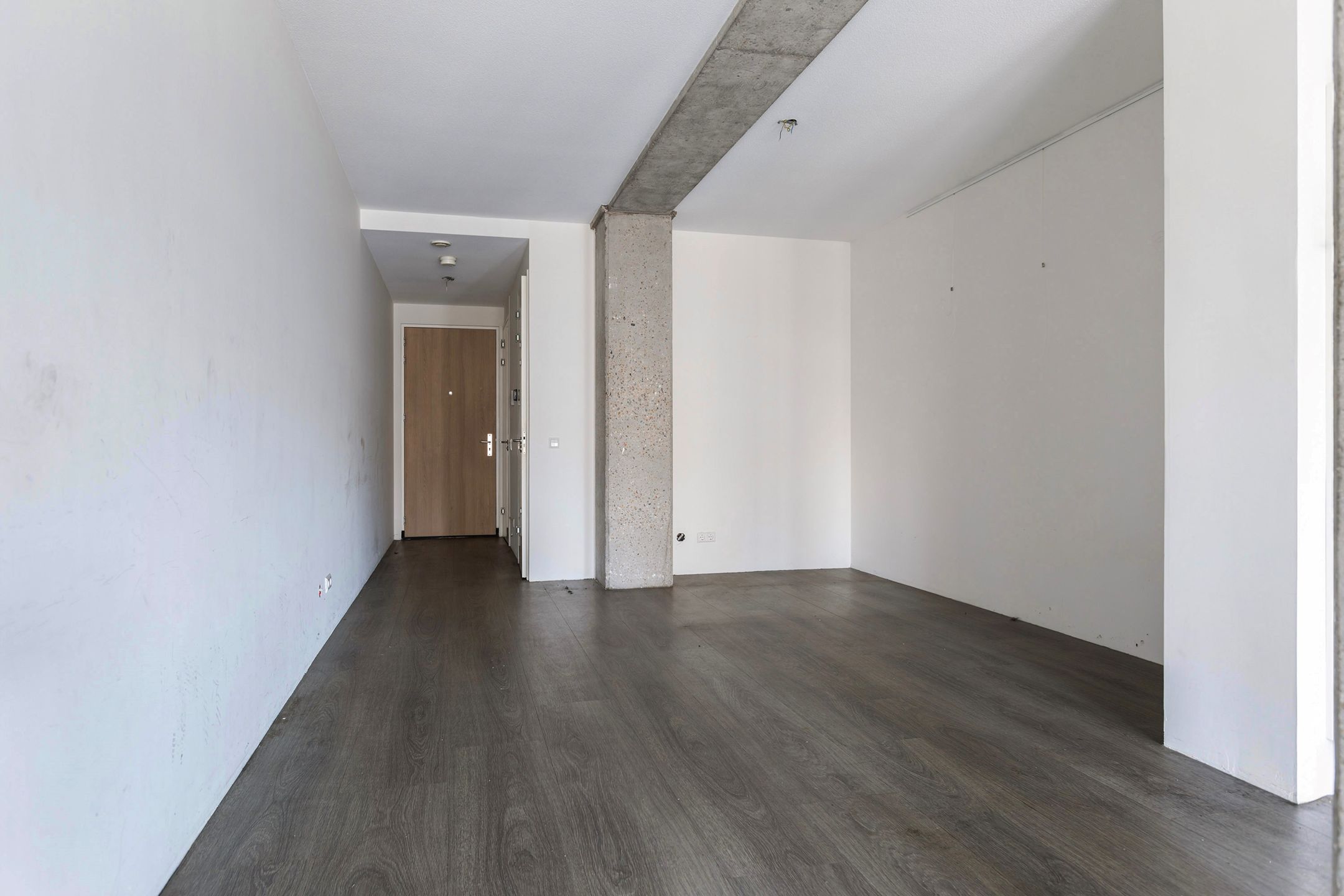 Photo 15 of Van Vollenhovenstraat 3-307