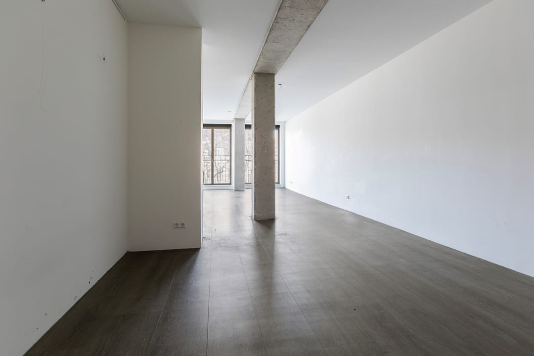 Photo 17 of Van Vollenhovenstraat 3-307