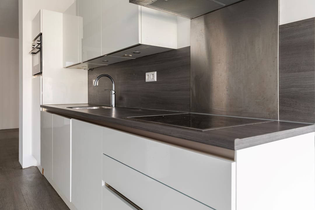 Photo 22 of Van Vollenhovenstraat 3-307