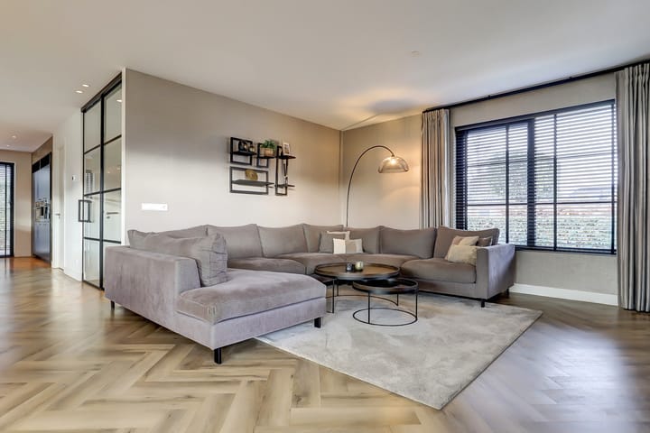 Photo 8 of Ferdinand Bollaan 16