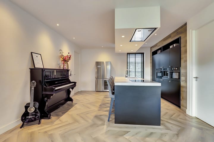 Photo 16 of Ferdinand Bollaan 16