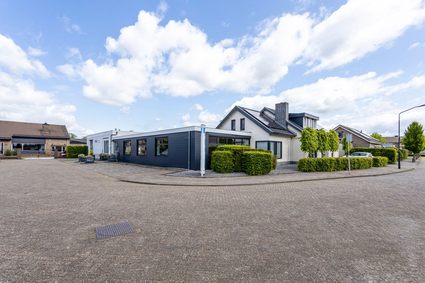 Bekijk foto 2 van Houtduifstraat 6