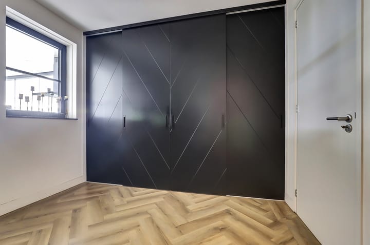 Photo 22 of Ferdinand Bollaan 16