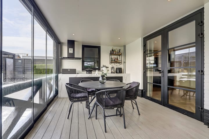 Photo 39 of Ferdinand Bollaan 16