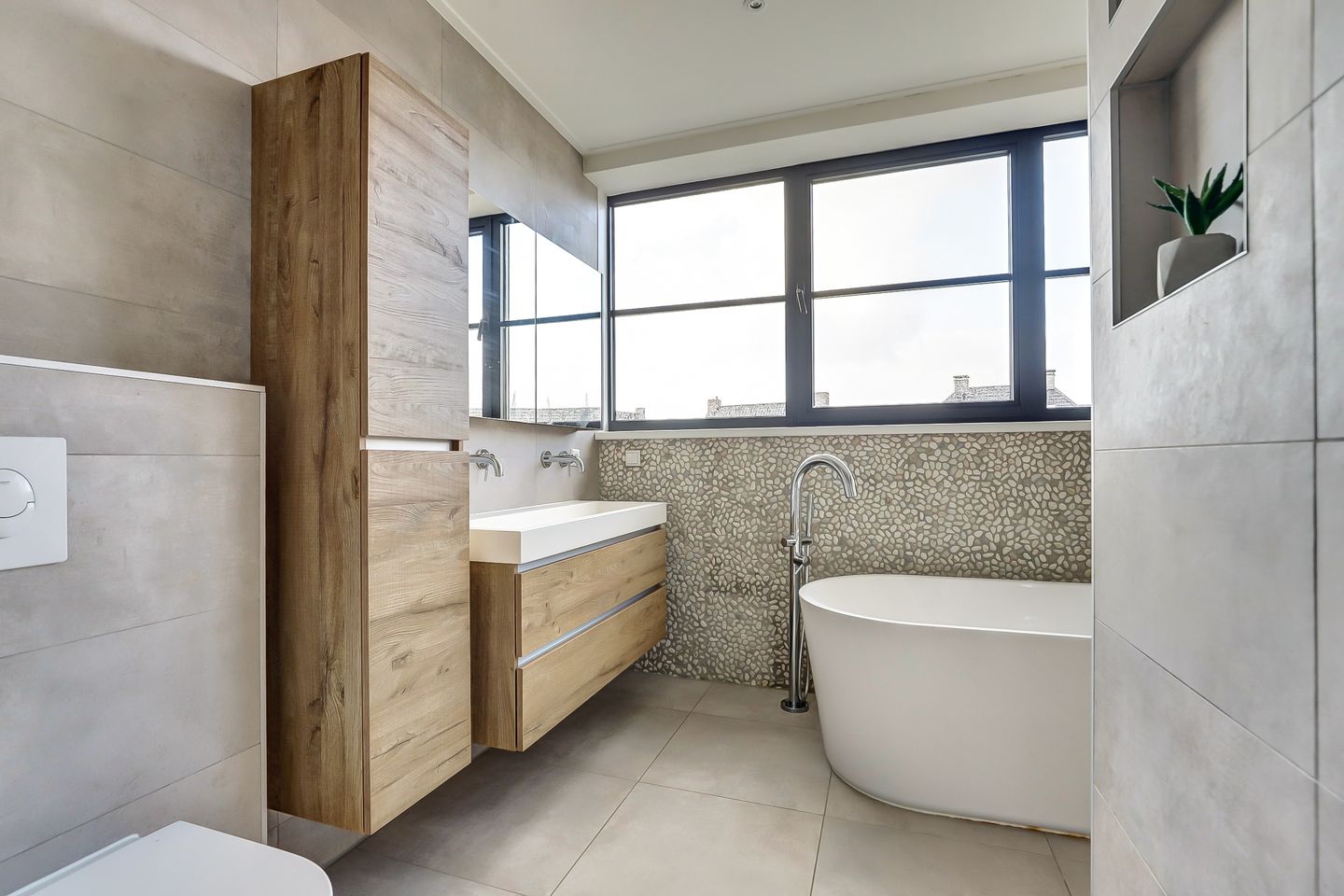 Photo 34 of Ferdinand Bollaan 16