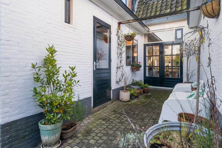 Photo 33 of Leidsestraatweg 64-9