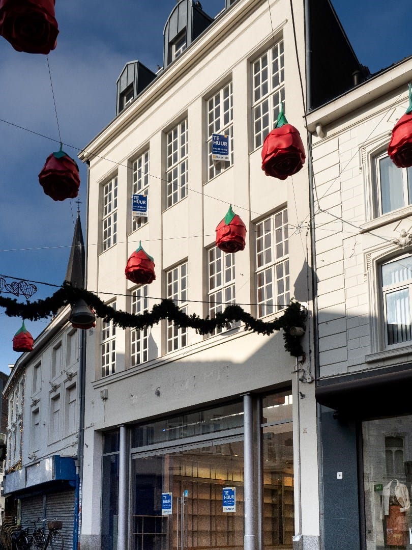 Bekijk foto 2 van Limbrichterstraat 23