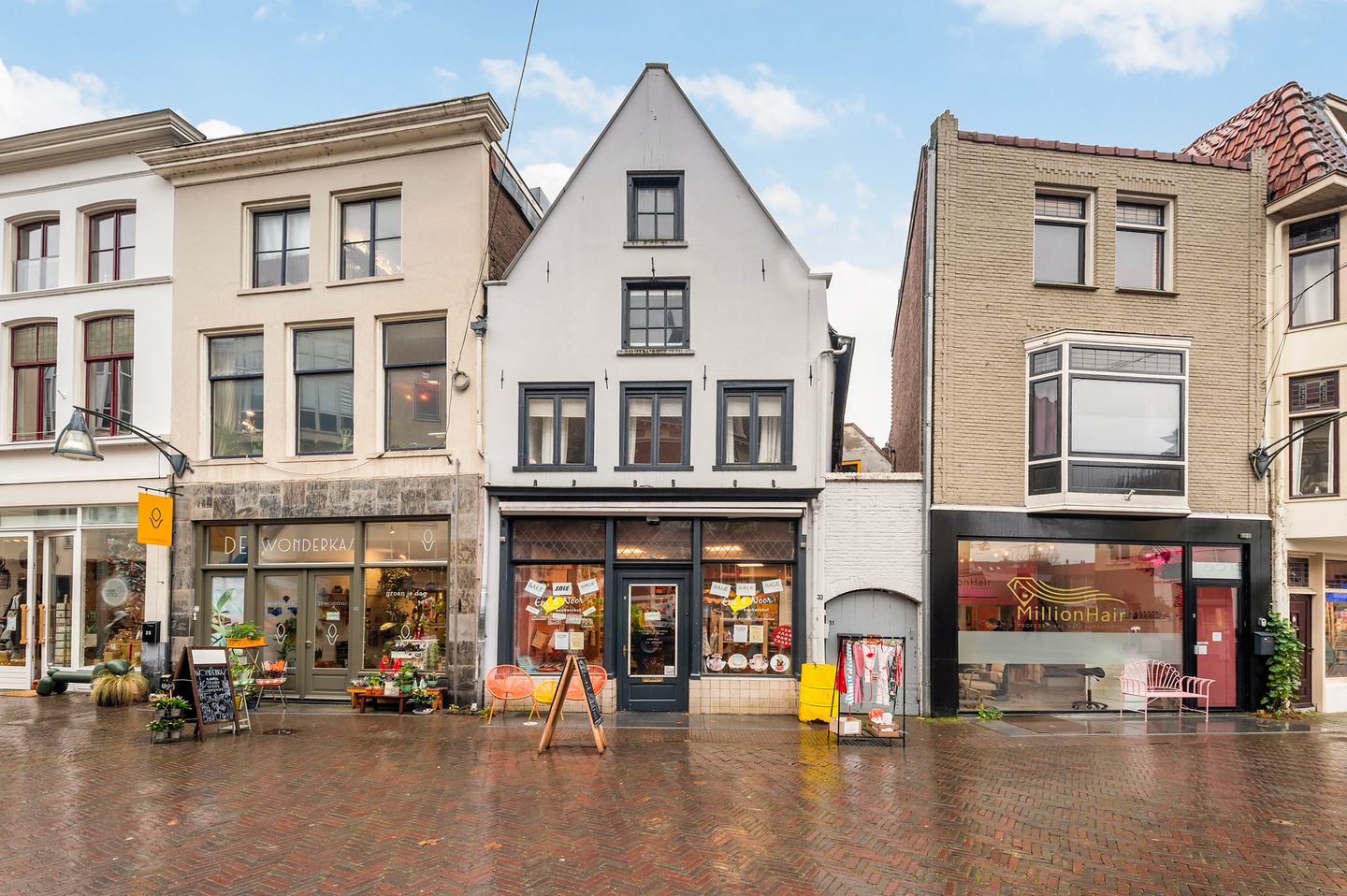 View photo 1 of Broederenstraat 31