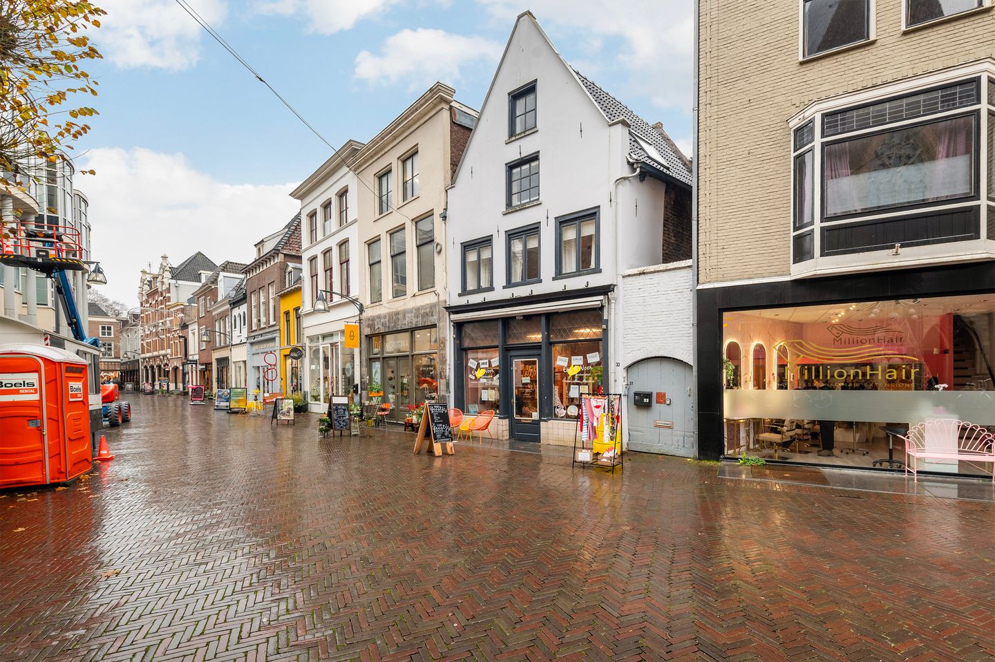 View photo 2 of Broederenstraat 31