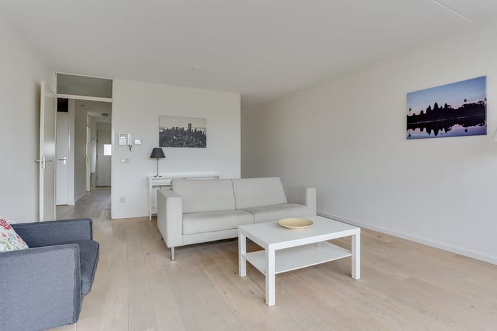 Photo 8 of Hartingstraat 298