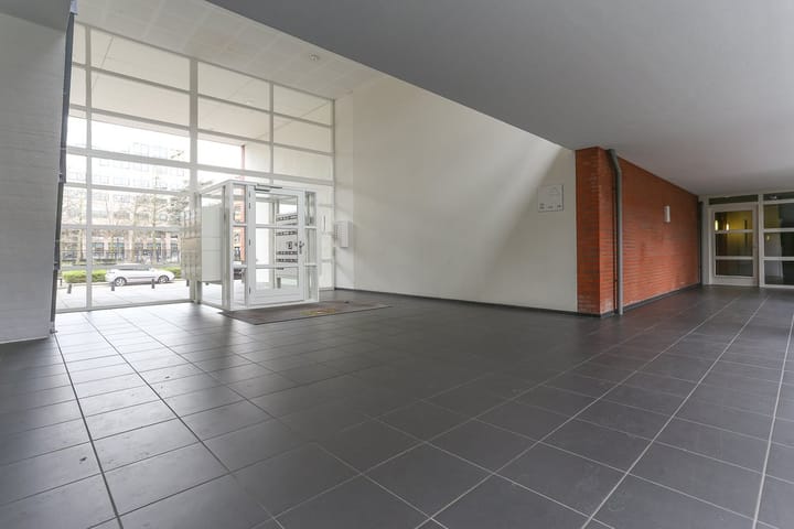 Photo 23 of Hartingstraat 298