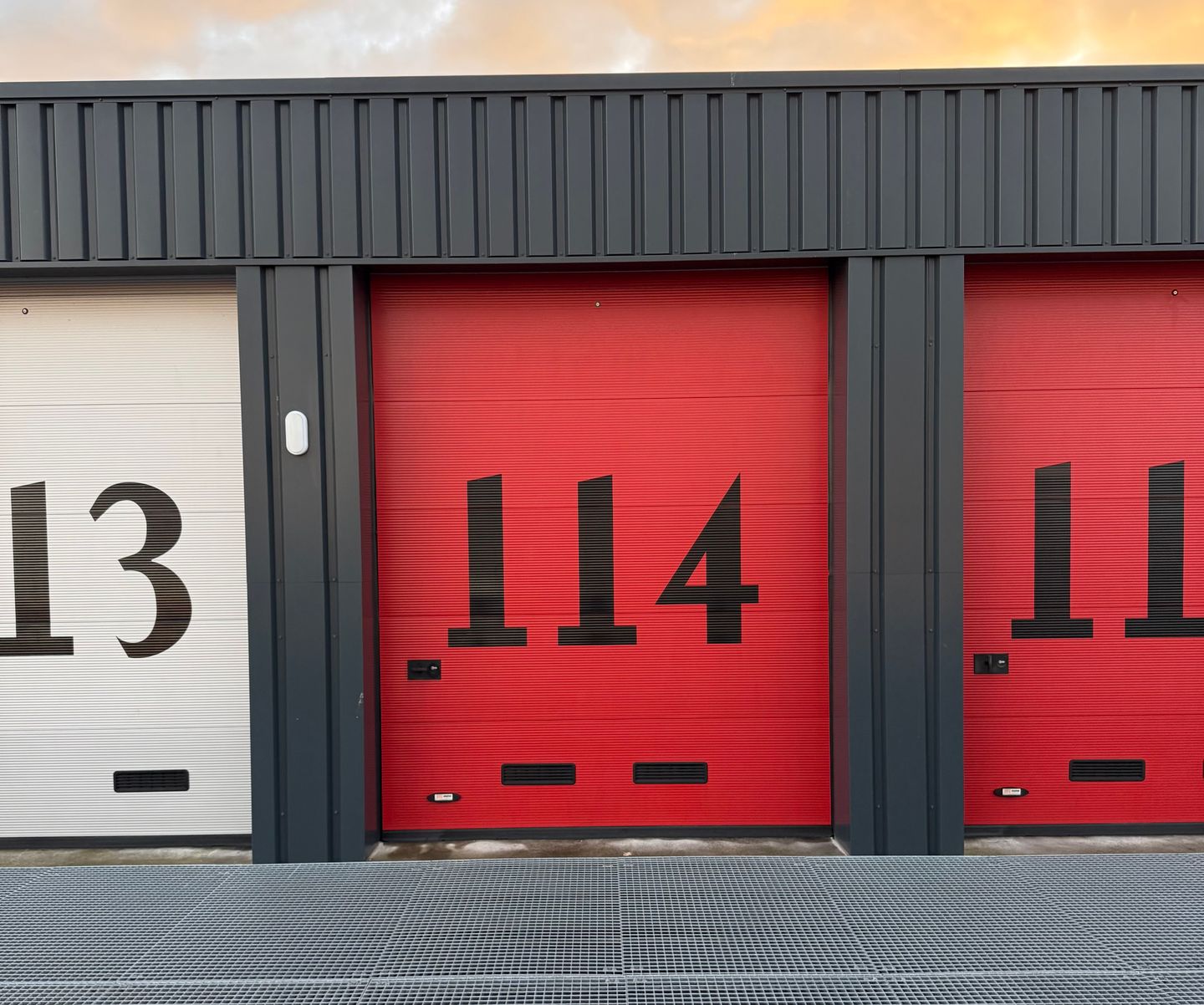 Bekijk foto 1 van Biesland 2-C114