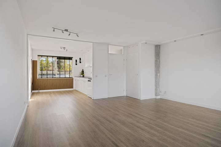 Foto 10 van Pereboomweg 61