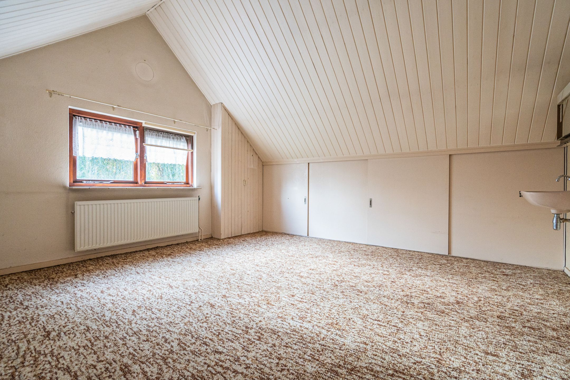 Photo 21 of Hugo de Grootstraat 4