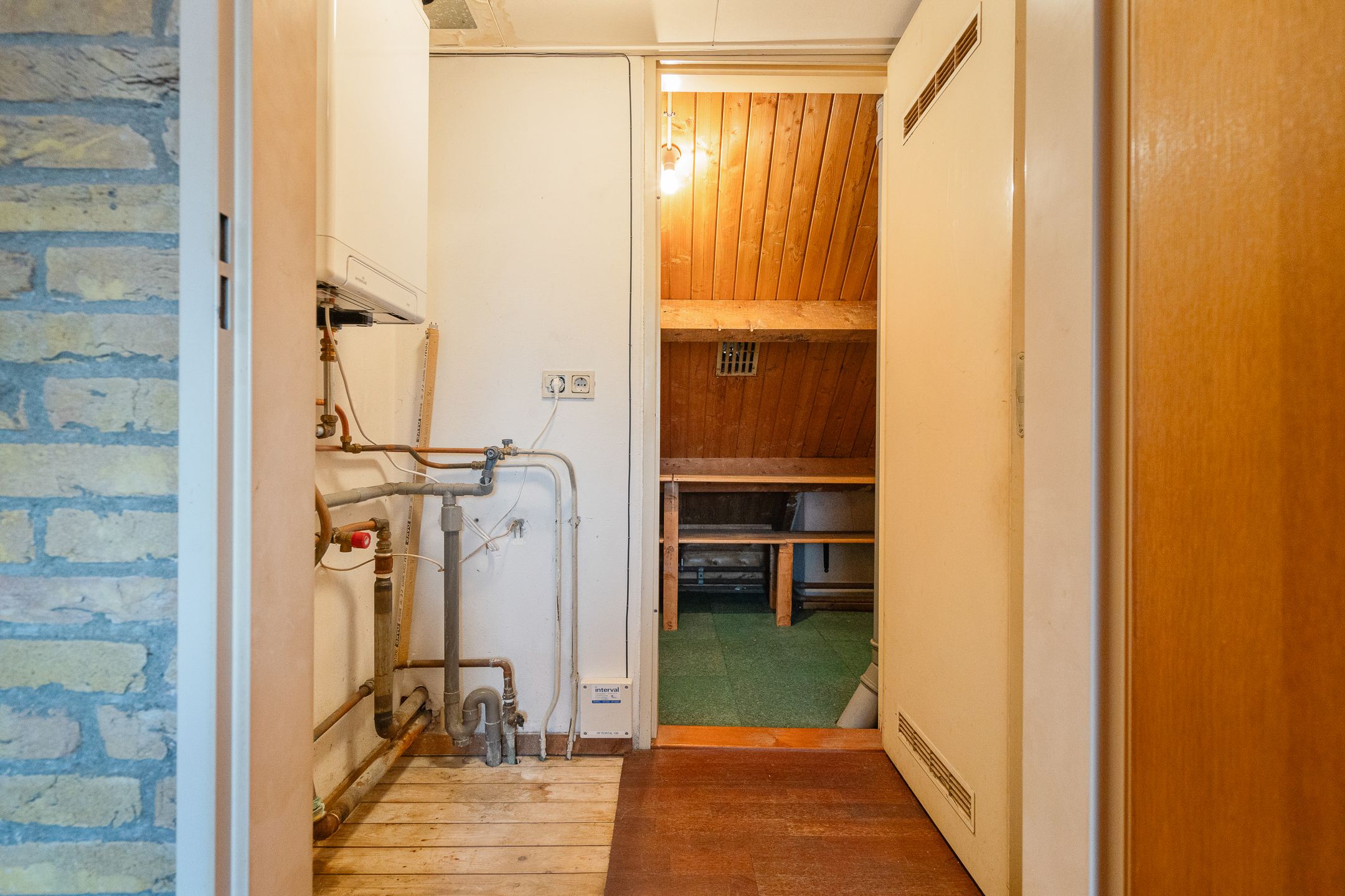 Photo 24 of Hugo de Grootstraat 4