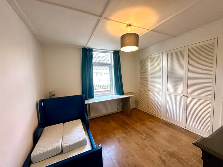 Photo 13 of Zeestraat 48