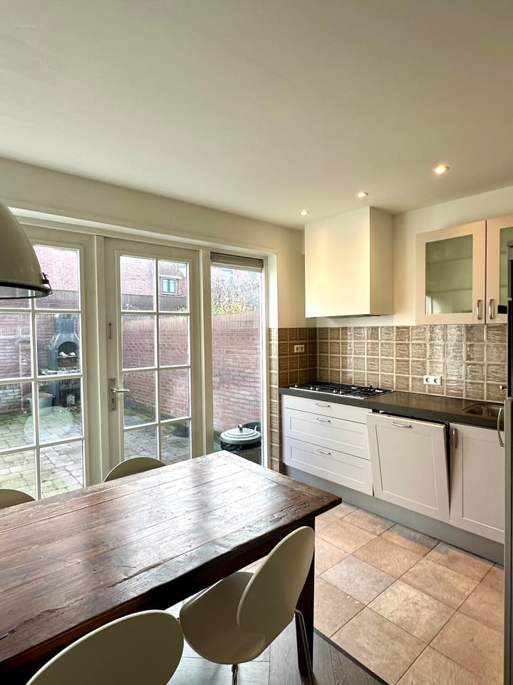 Photo 28 of Zeestraat 48