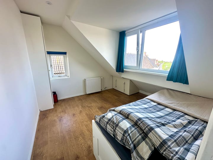 Photo 14 of Zeestraat 48