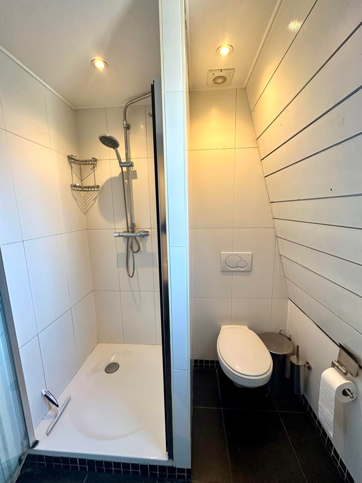 Photo 10 of Zeestraat 48