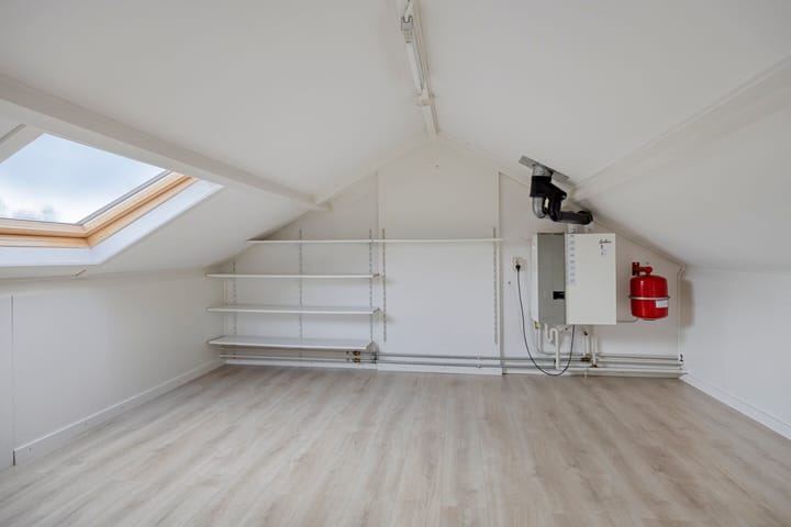 Foto 28 van Reesstraat 27