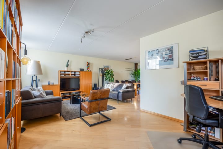 Photo 8 of Violier 3