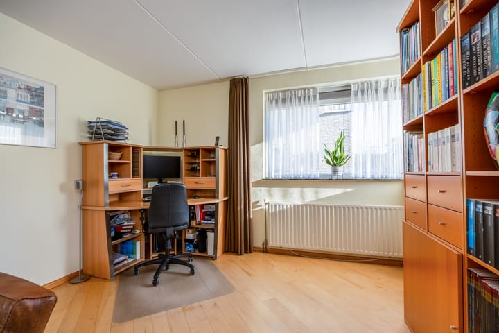 Photo 9 of Violier 3