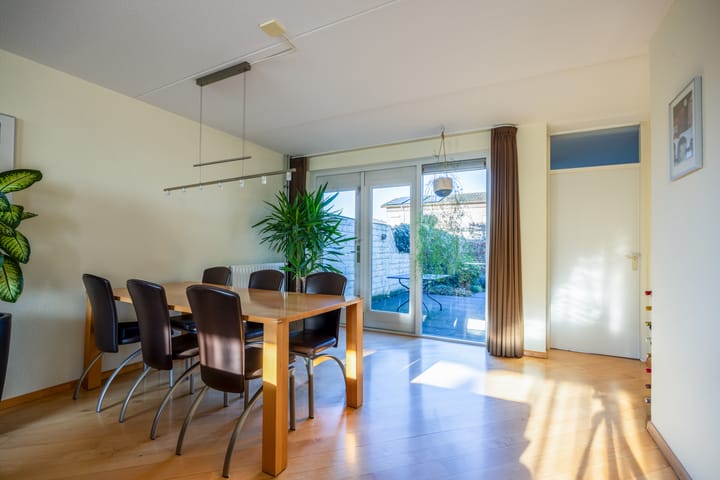 Photo 12 of Violier 3