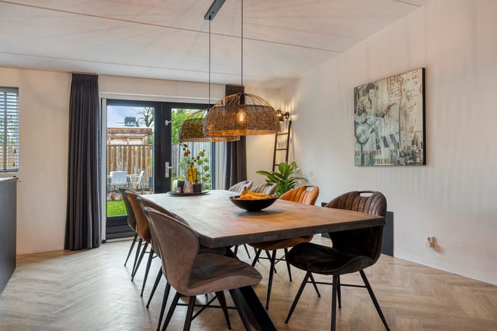 Photo 16 of J.G. Bastiaansstraat 18