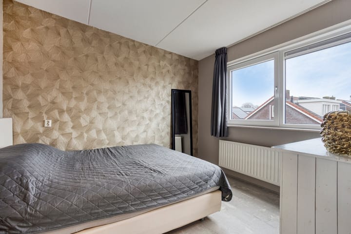 Photo 33 of J.G. Bastiaansstraat 18