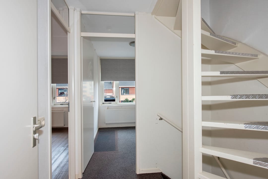 Photo 11 of Azelosestraat 13-B