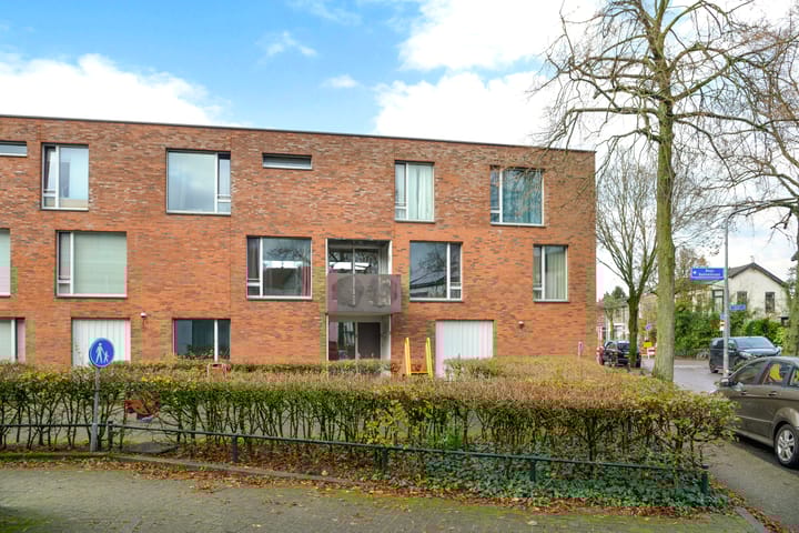 Buys Ballotstraat 2
