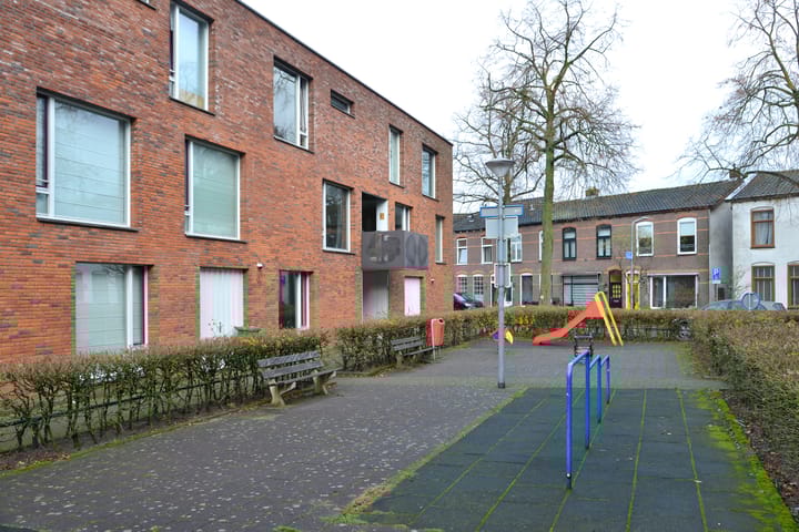 Foto 2 van Buys Ballotstraat 2