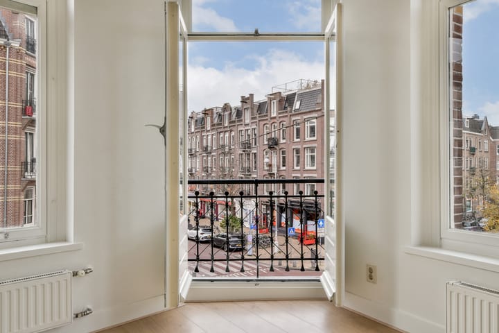 Photo 7 of Sumatrastraat 35-D