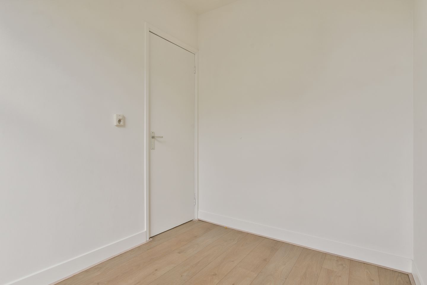 Photo 10 of Sumatrastraat 35-D